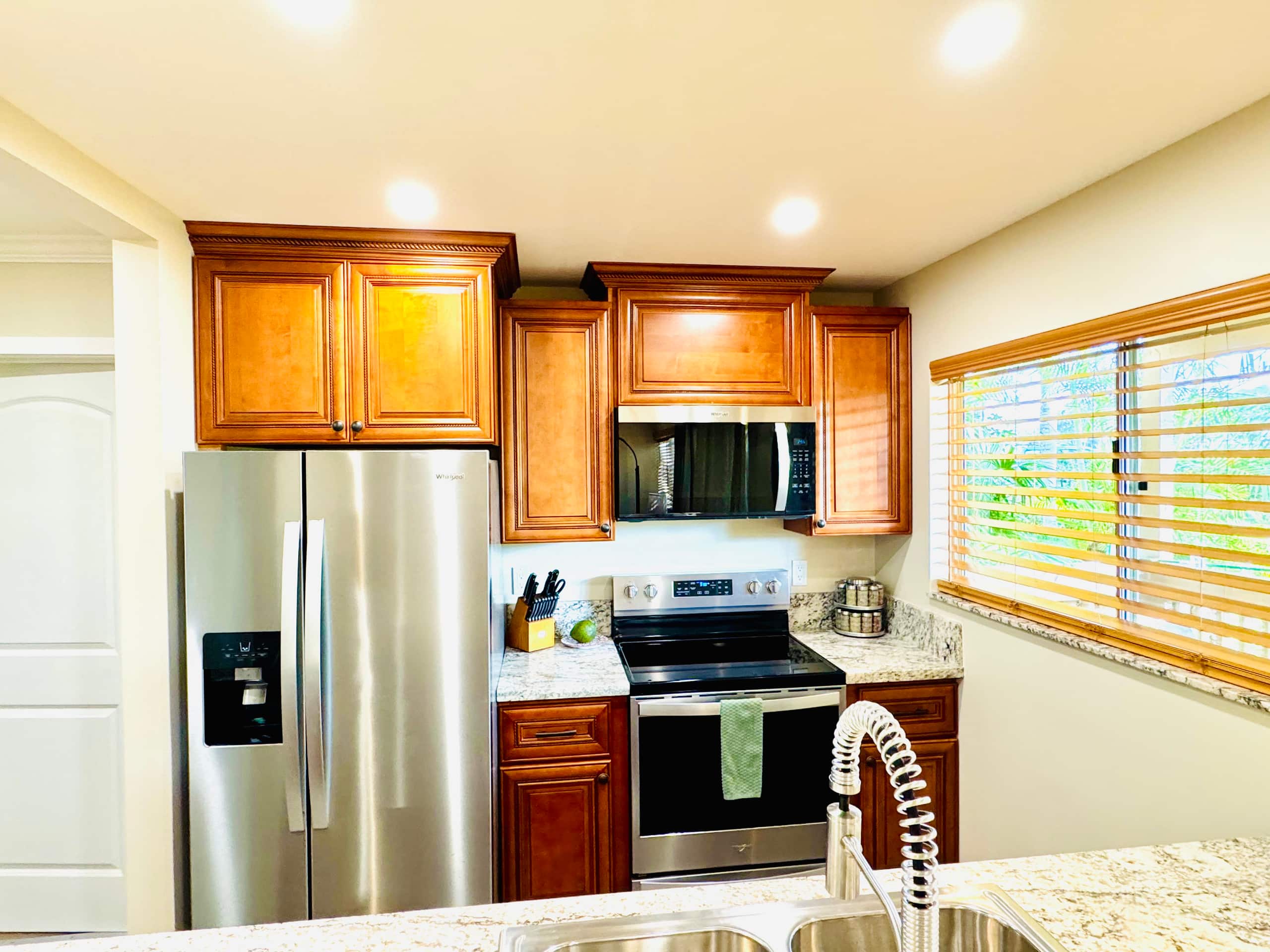 Tropical Paradise 1BR unit with A/C in Princeville - Image 1