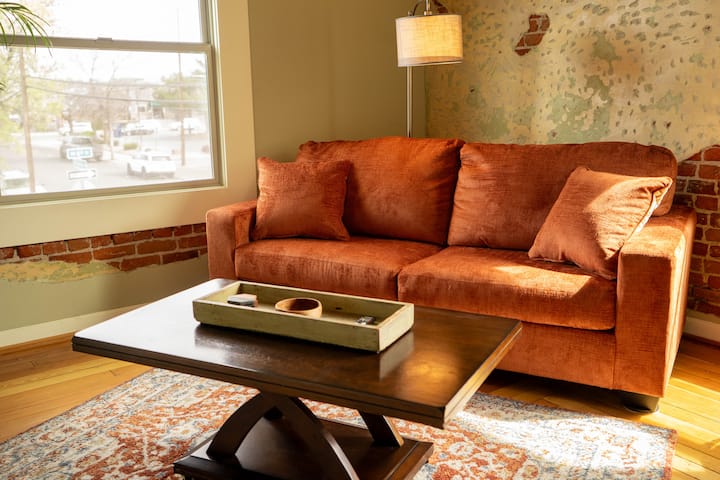 Downtown Private Suite - Redmond, OR