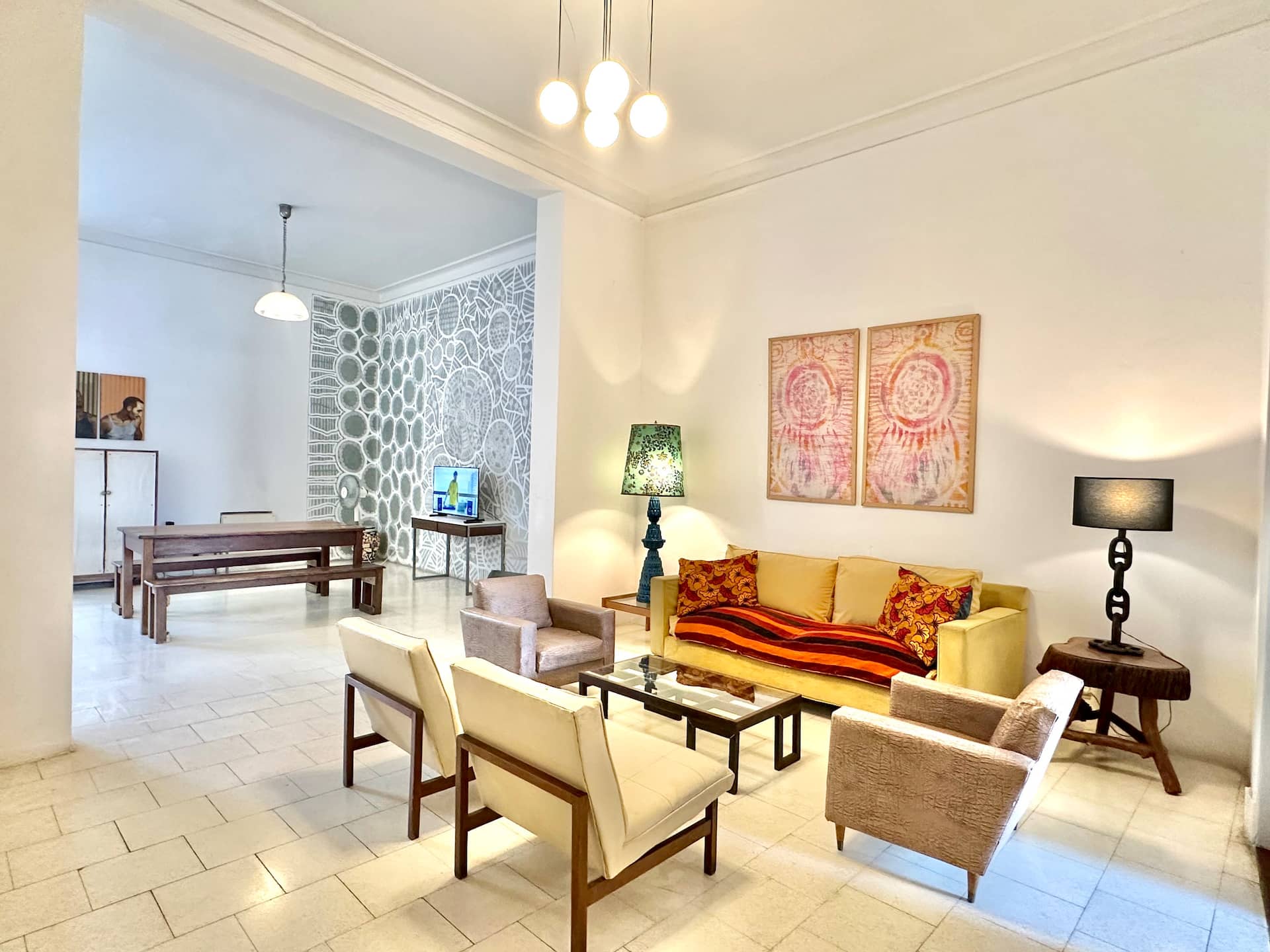 Apartamento tipo loft reformado com 4 dormitórios em Monserrat