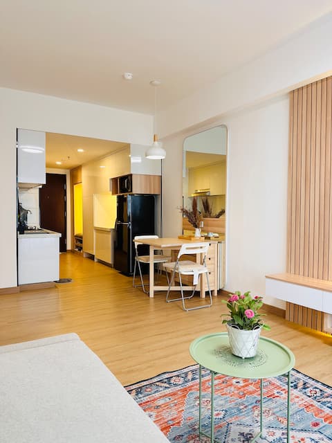 3BR Sky House next to AEON near ICE BSD n FreeWiFi