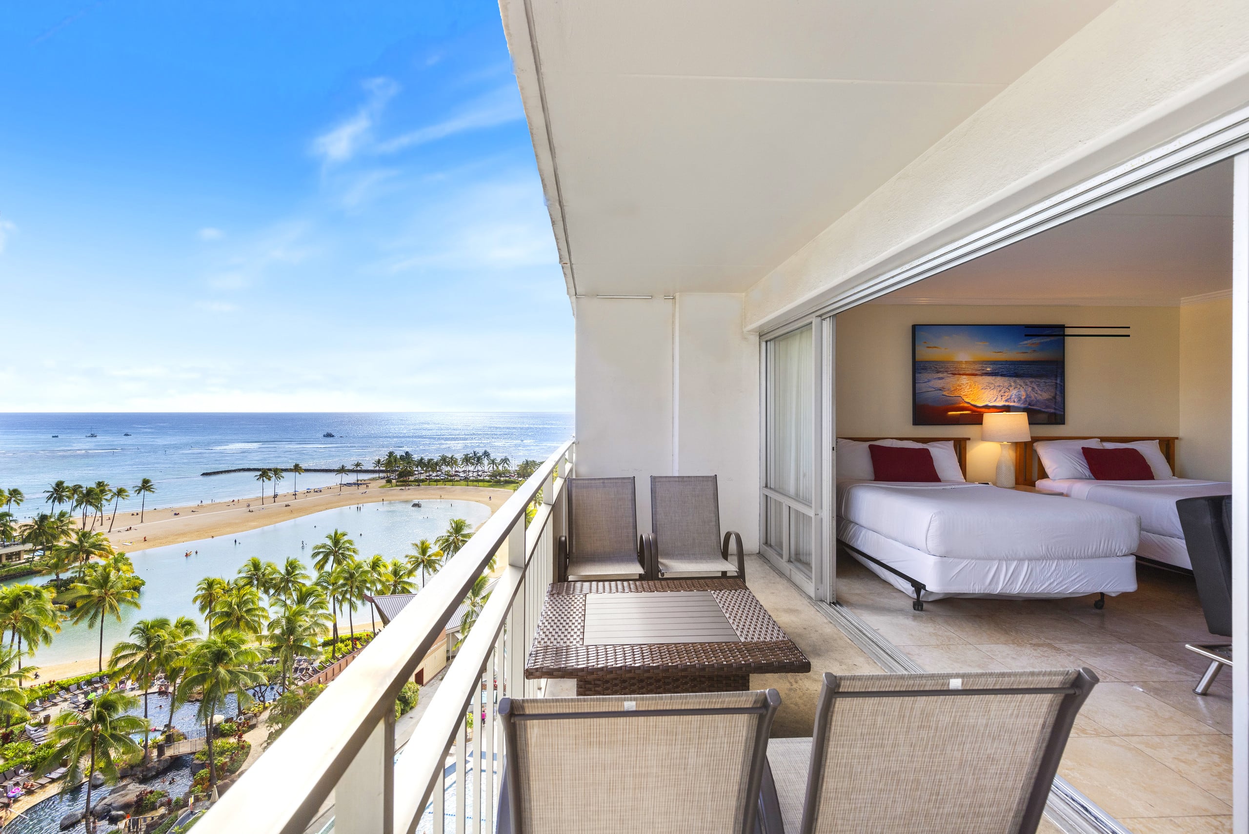 Condo in Honolulu · ★4.78 · Studio · 3 beds · 1 bath - Image 1