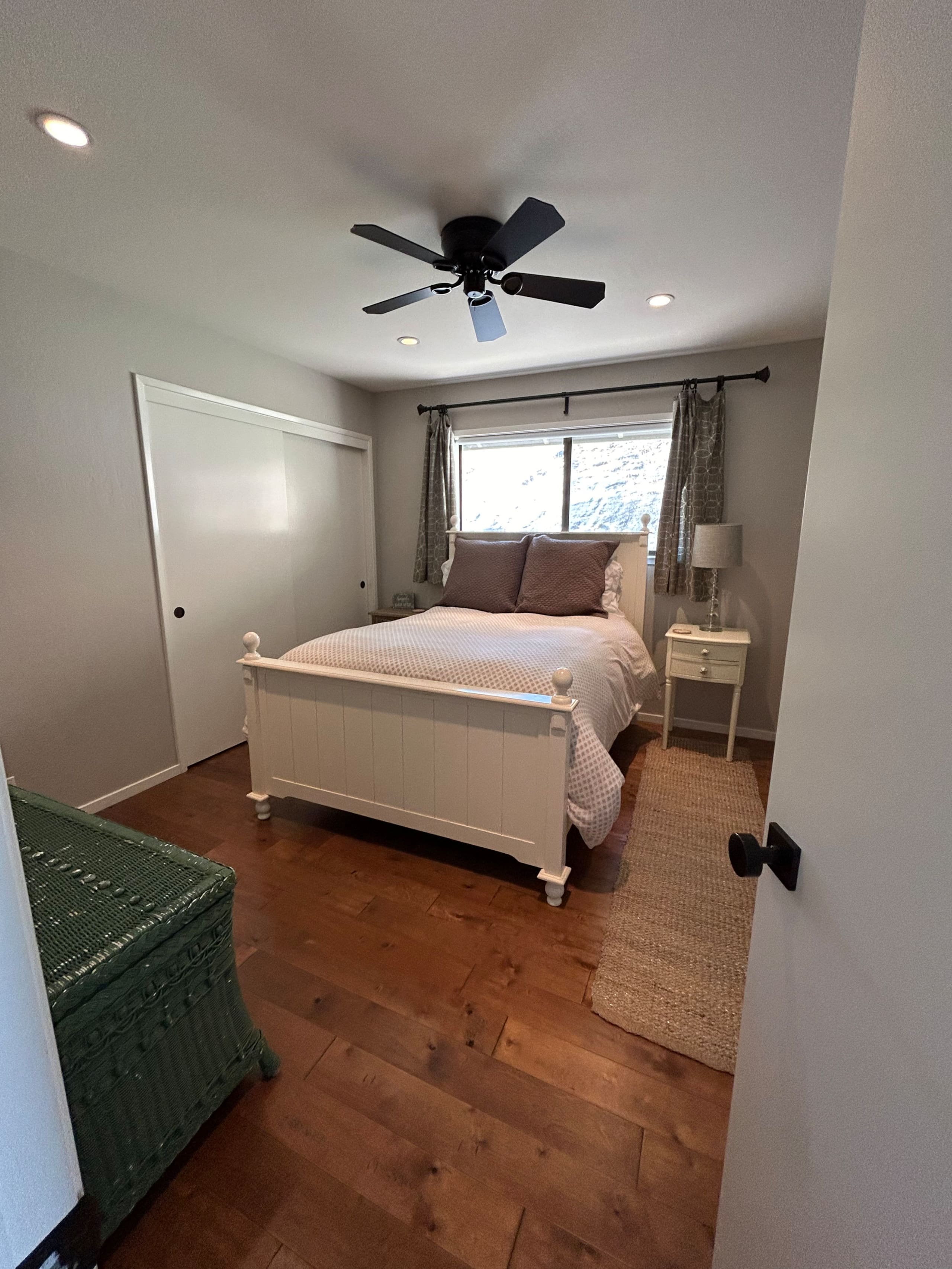 Newly Renovated Home with Huge Kitchen Island - Photo 3