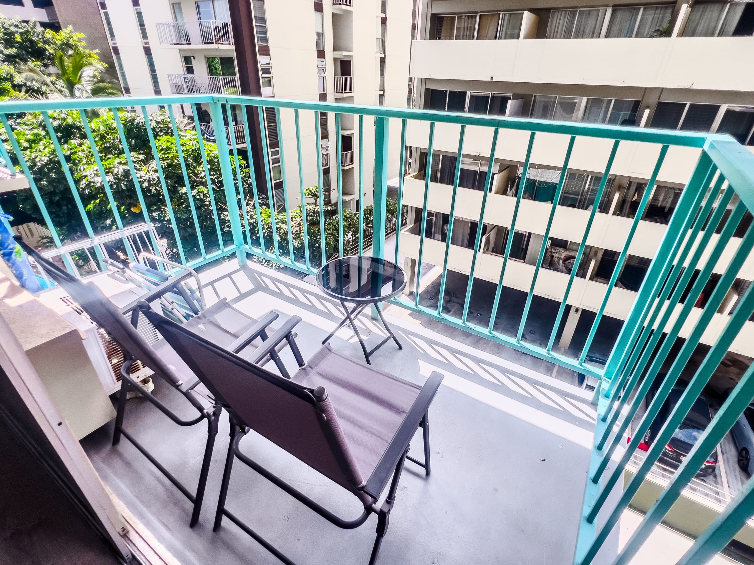 Condo in Honolulu · ★4.82 · Studio · 1 bed · 1 private bath - Image 32