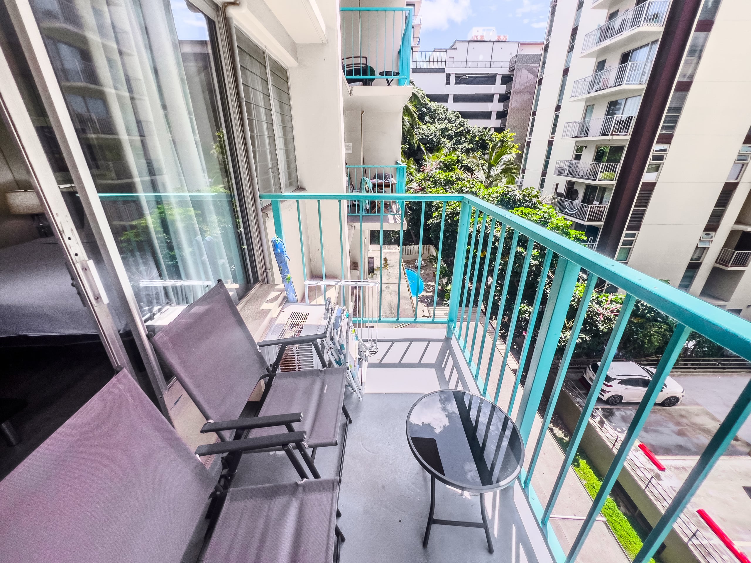 Condo in Honolulu · ★4.82 · Studio · 1 bed · 1 private bath - Image 33