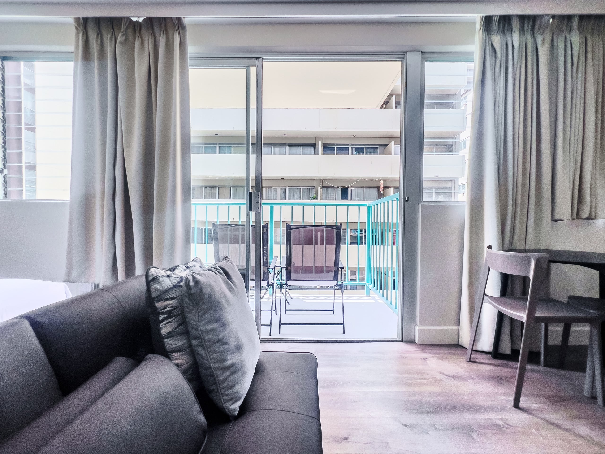 Condo in Honolulu · ★4.82 · Studio · 1 bed · 1 private bath - Image 4
