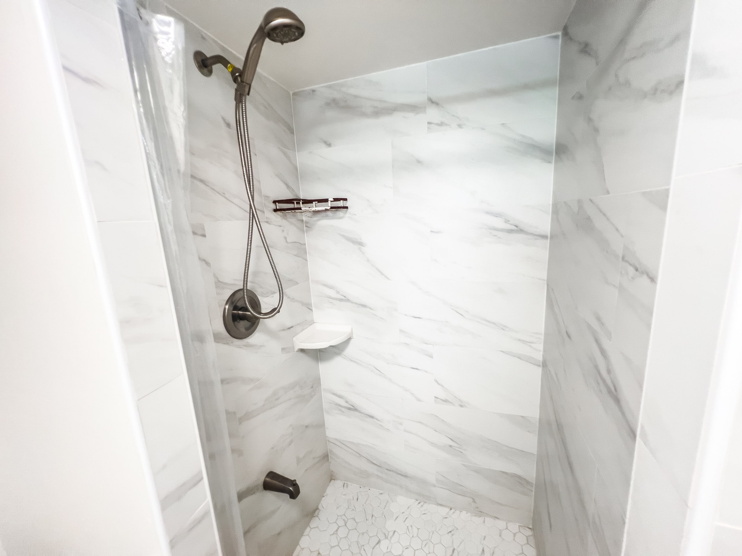 Condo in Honolulu · ★4.82 · Studio · 1 bed · 1 private bath - Image 30