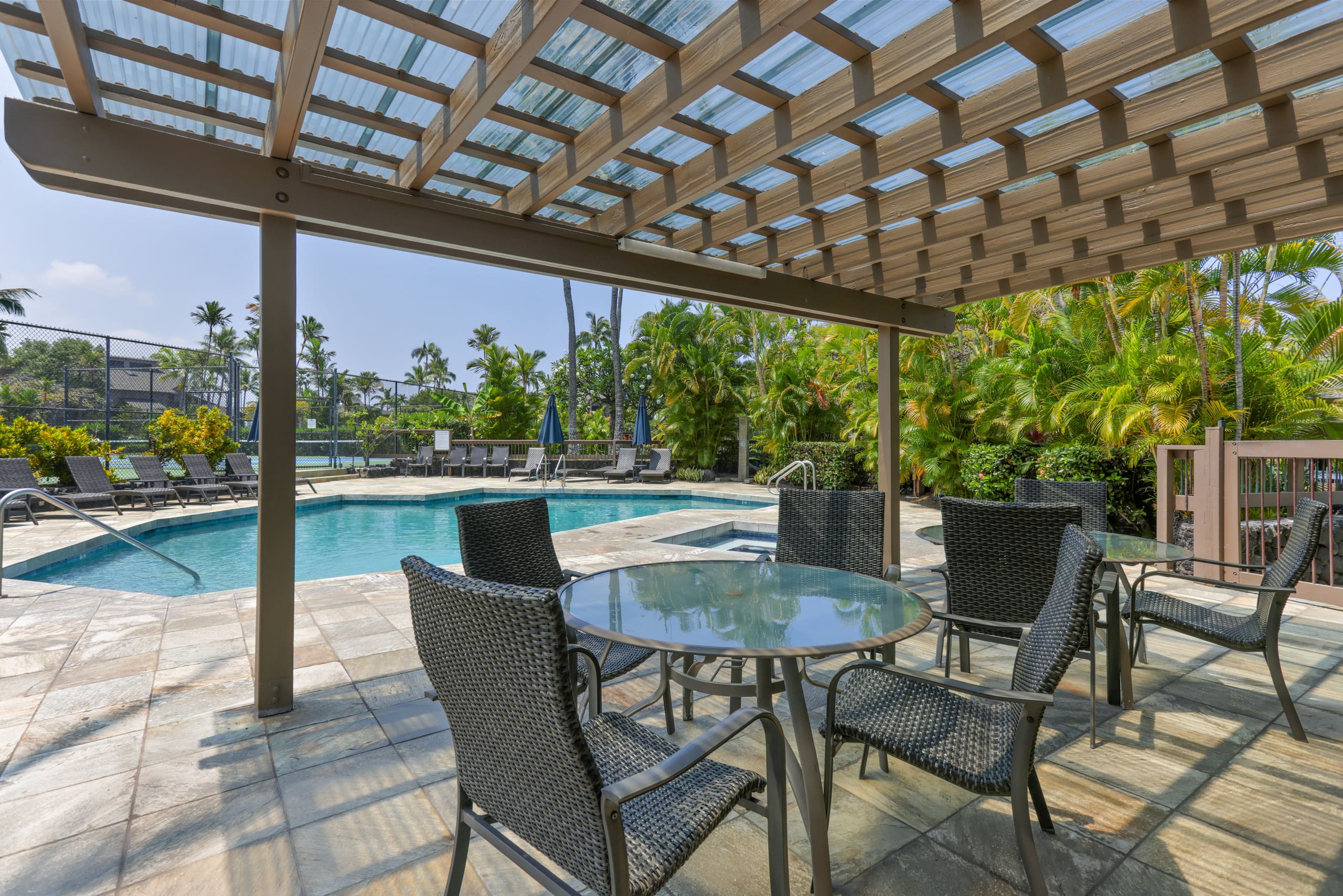 Kanaloa at Kona Partial Ocean View 2BD/2BA - Image 11