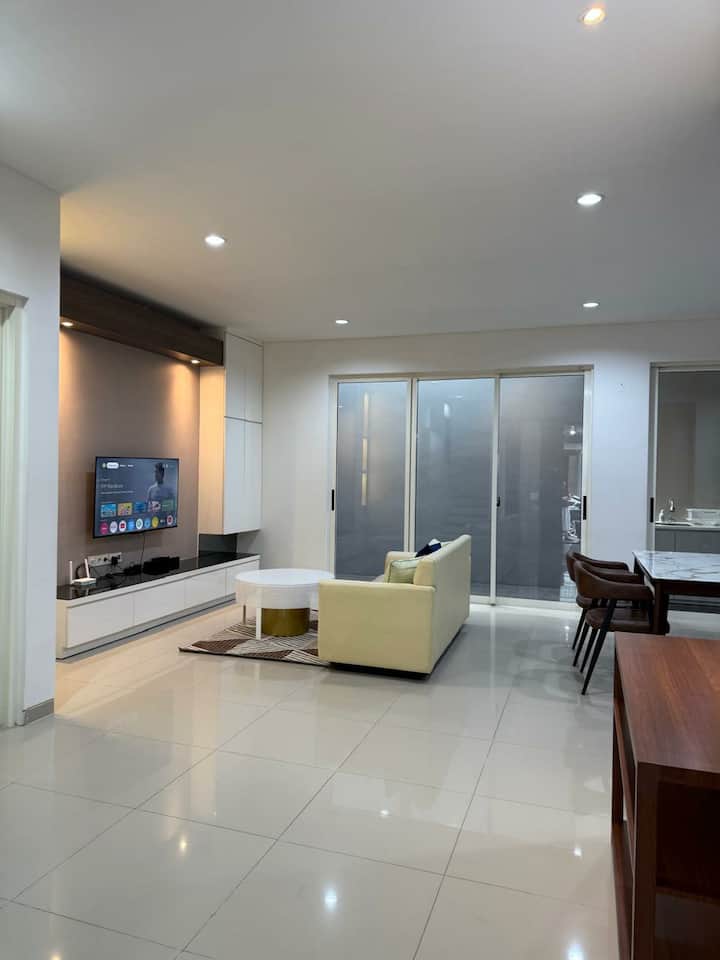Premium 256m2 3br Natural & Urban House - Surabaya