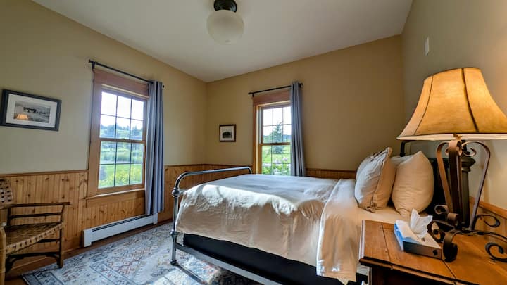 Ranch House Bedroom #2