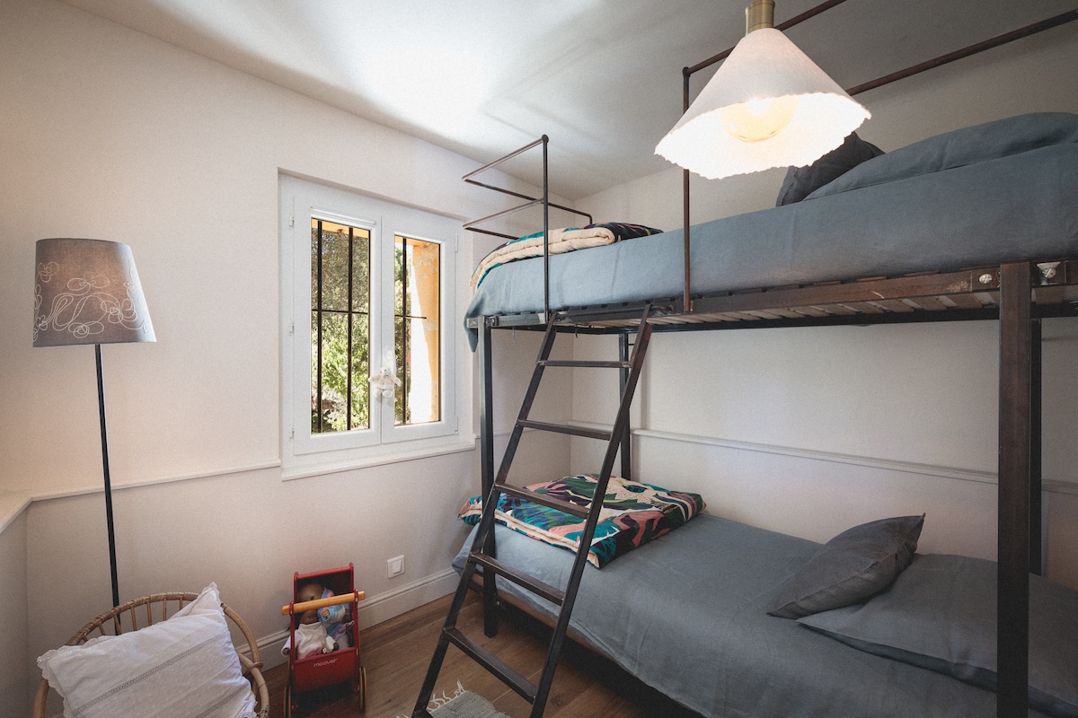 غرفة النوم 2