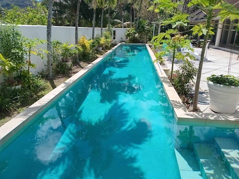 Family Beachfront Villa in Muri