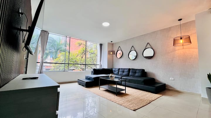 Apto De 4 Habitaciones Perfecto Para Familias - Medellín
