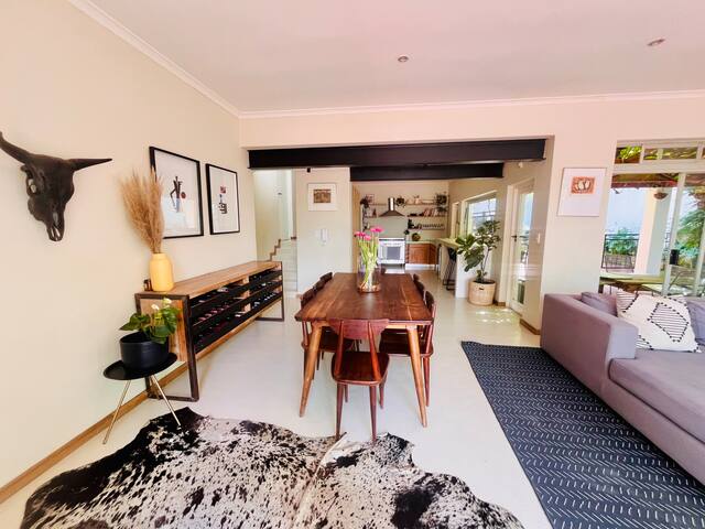 House on the hill gallery image 4