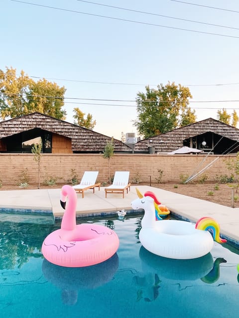 Mid-Century Modern Oasis • Pool • Spa