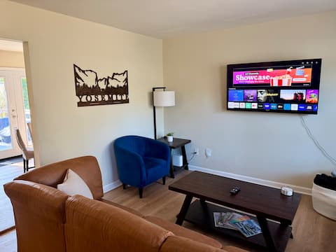 Successful Airbnb property: Comfortable 3BR & 2BA Home - Near Downtown Raleigh in Longview Gardens
