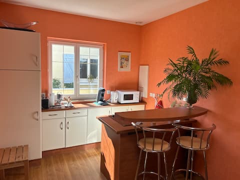 Popular Airbnb listing: Small independent house in Bron