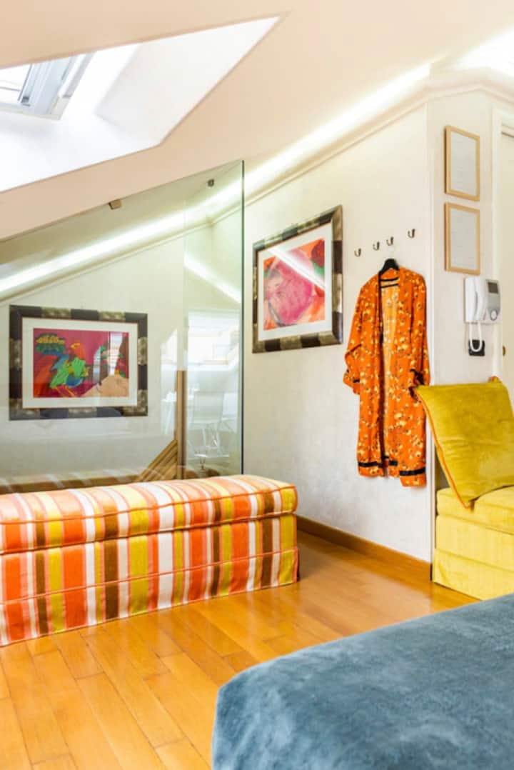 Romantic Getaway | Chic Attic | Garage & Sea 150m - Loano
