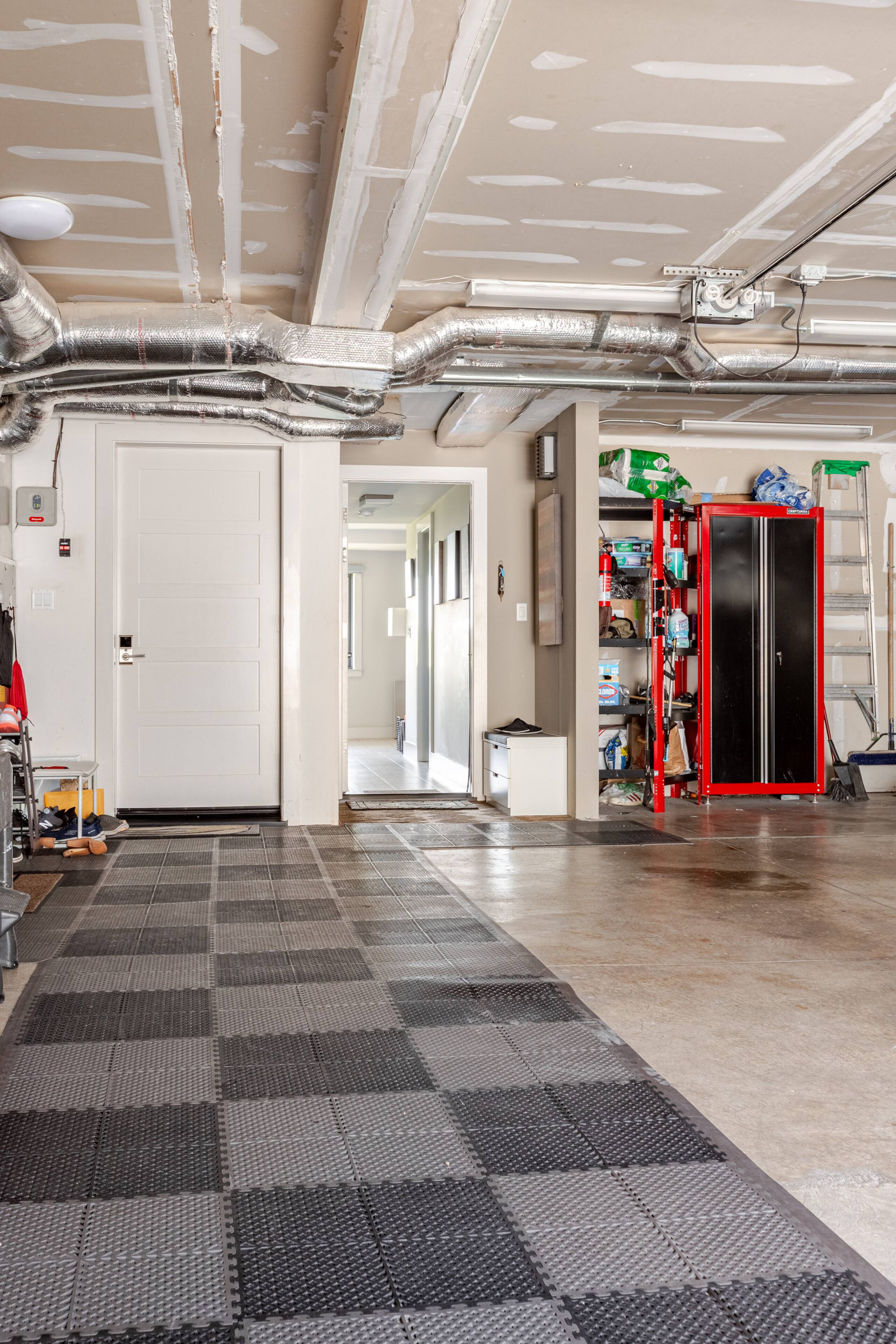Home in San Francisco · ★4.9 · 1 bedroom · 2 beds · 1 bath - Image 48