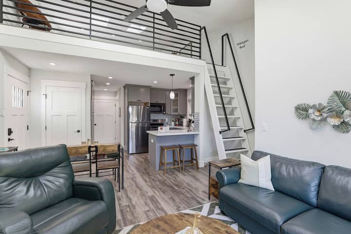 Private Oasis W/ Yard, Loft & Stocked Kitchen - サン・ラモン, CA