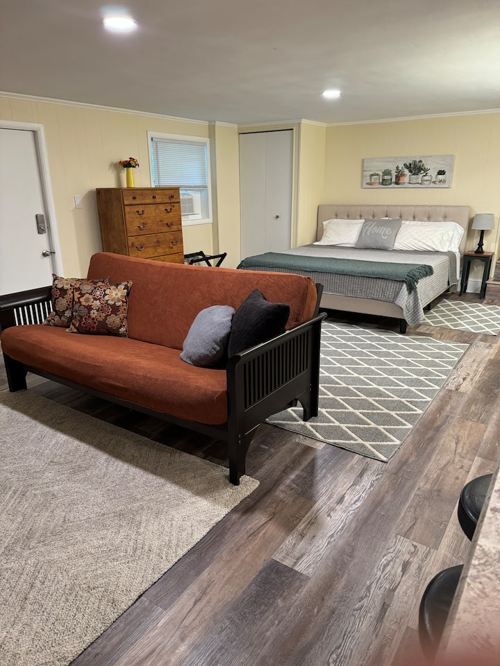 Cozy Hideaway - Portage Lakes State Park, Akron