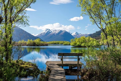 Glenorchy Mountain View Home