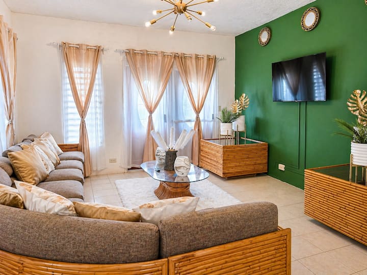 Kc Corner House - Anguilla