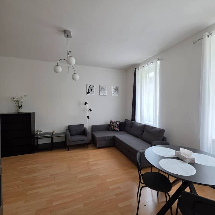 Helle, Gemütliche Wohnung In Wien/u-bahn Nähe - Viena