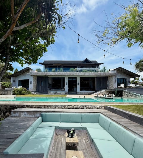 The Shambala Villa Lembongan 5BR Ocean front