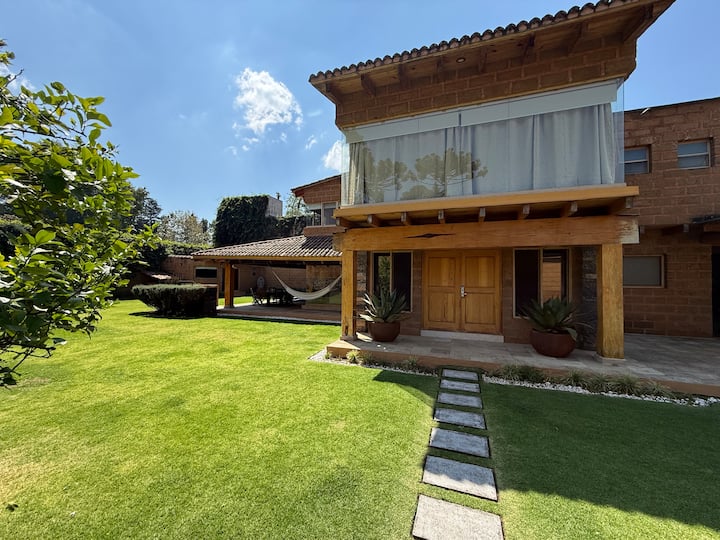 Hermosa Casa En Avándaro. - Valle de Bravo