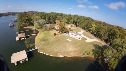 Lake Retreat 1 acre w/Views Boat Parking RTJ Golf