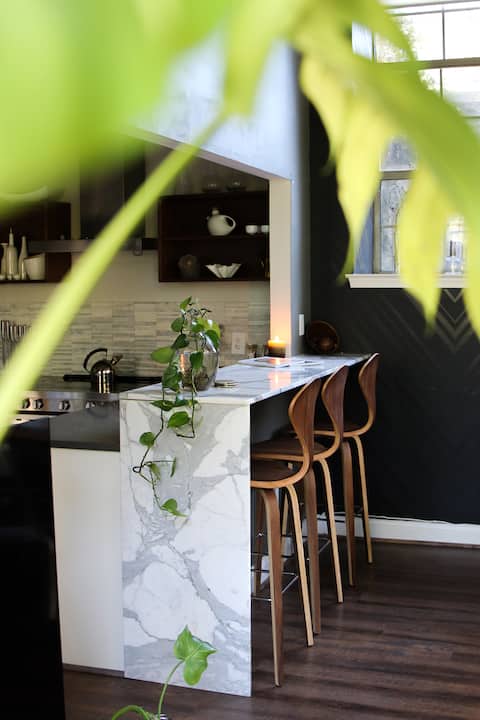 Old Ellicott Condo | Historic mid-century home