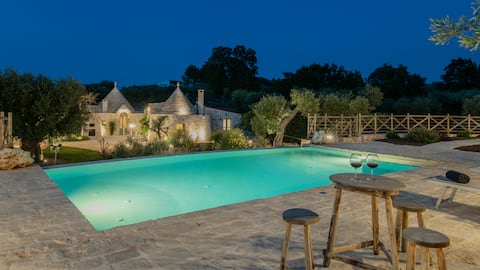 Trullo Ericla Resort luxury trullo with pool