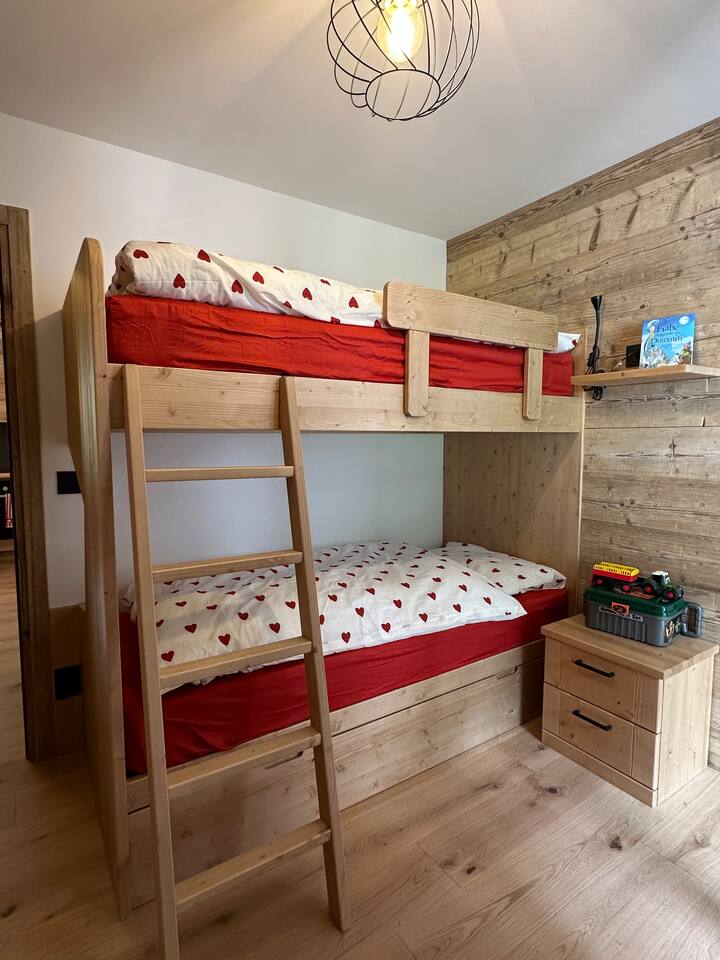 غرفة النوم 2