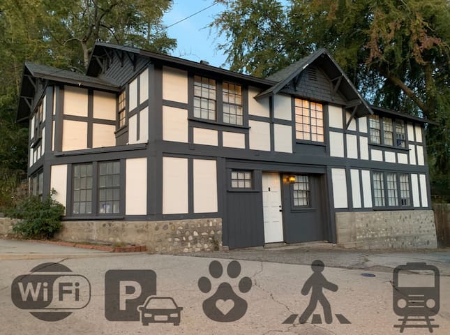 Cozy & charming, parking incl. (2bedroom/2bath)