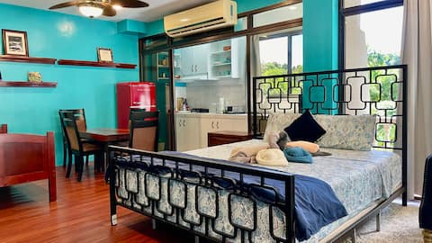 Ngermid Oasis- XL Studio W/Kitchen & Scenic Views