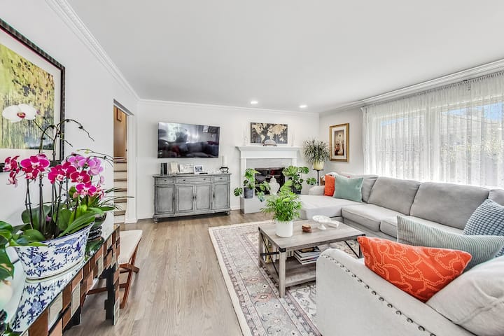 3bedrooms& 2 Bath (King Bed) In Newly Updated Home - Des Plaines, IL