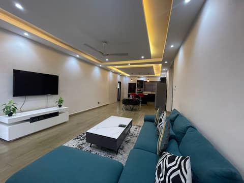 Elegant Apartment,East Legon Hills : Unltd WiFi A4