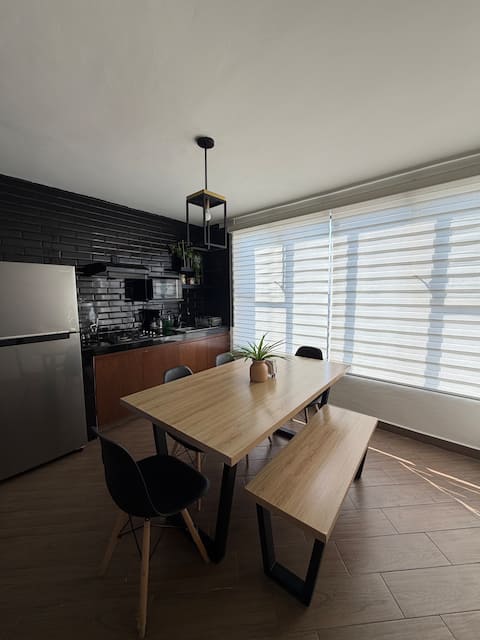5 Lakes Apartment