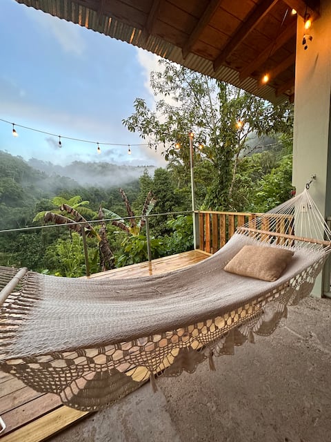 Finca Alelí-Cozy rural river retreat