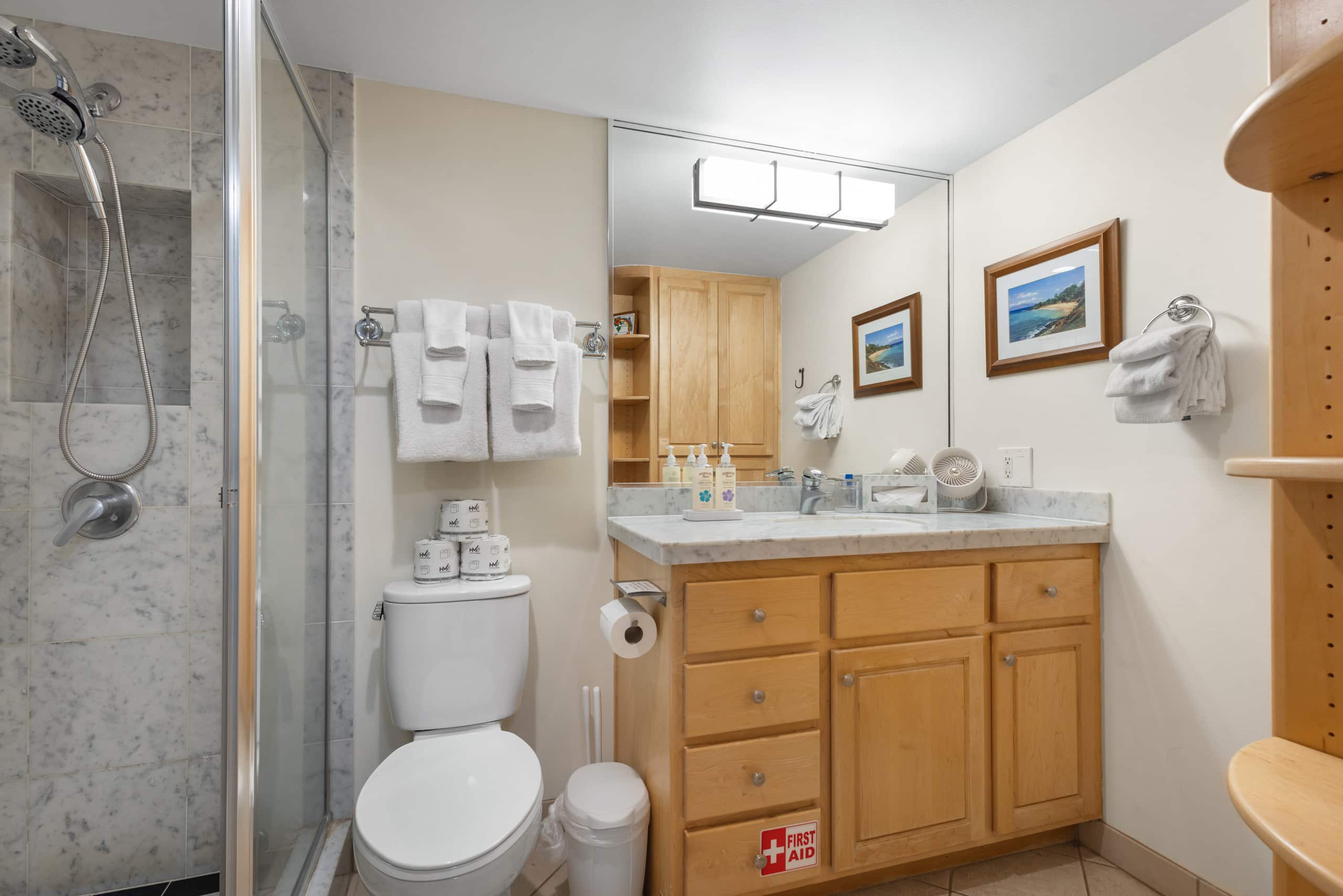 Condo in Lahaina · ★4.92 · 1 bedroom · 2 beds · 1 bath - Image 23