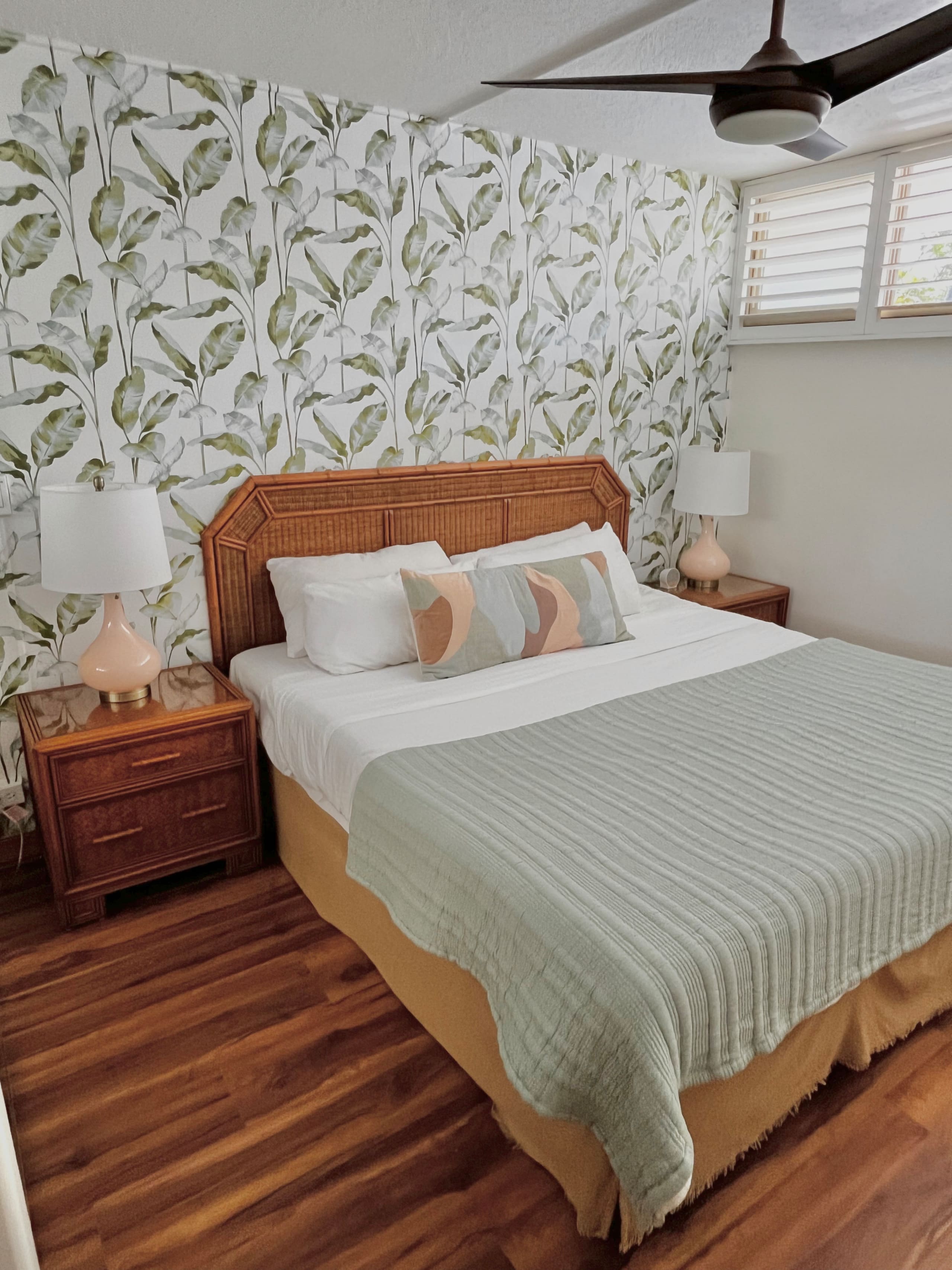 Condo in Lahaina · ★4.92 · 1 bedroom · 2 beds · 1 bath - Image 17