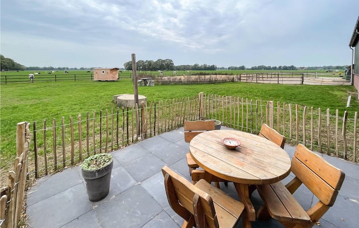 Pet Friendly Home In Beltrum - Borculo