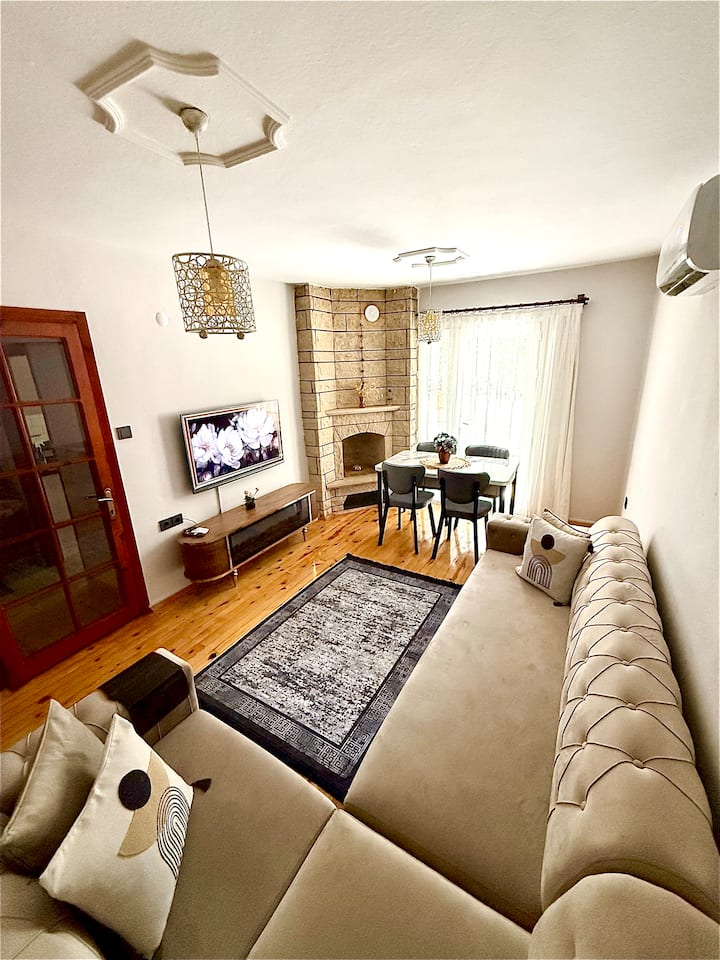 Villa Suzi - ŞEhir Merkezinde 2+1 Müstakil Villa - Kemer