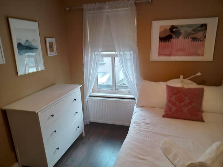 საძინებელი 2