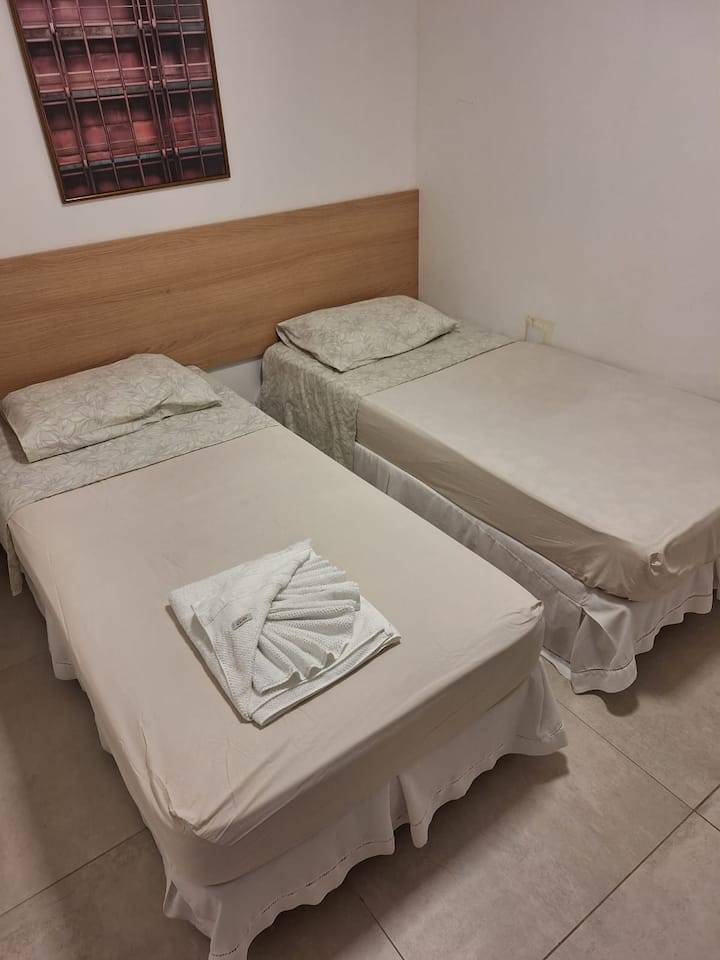 חדר שינה 2