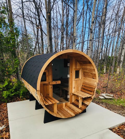 Sister Bay - 4 BR/3BA - Sauna, Screened porch