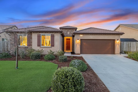 NewHouse Perfect For LargeGroups