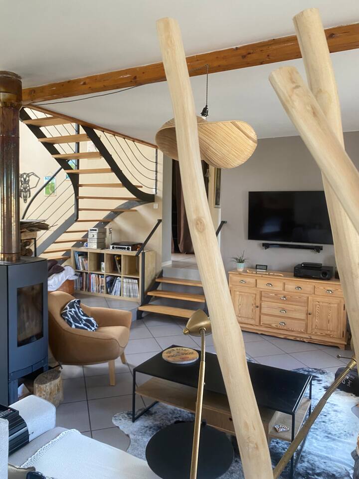 Maison Ossature Bois Spacieuse : Terrasses, Jardin - Saint-Nectaire