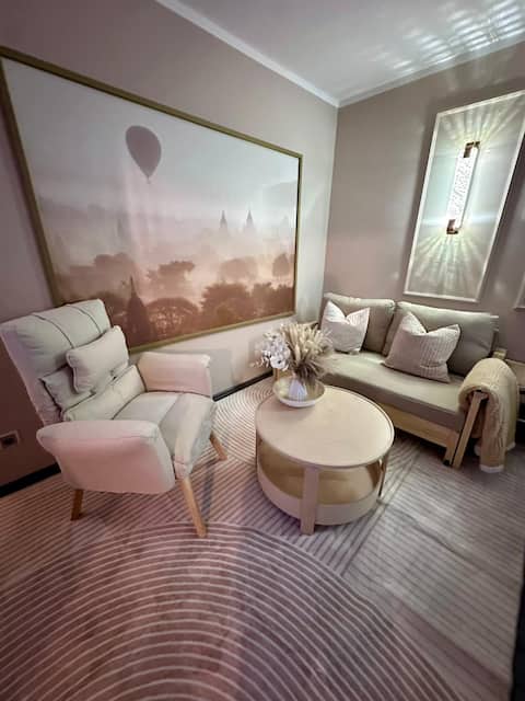 Leistungsstarkes Airbnb: Wuppearl - 1.5 BR| Balcony| Quiet| Cologne Düsseldorf in Wuppertal