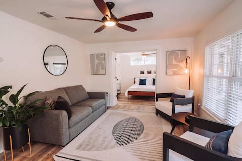 Sanctuary at the Springs | King Beds • Families